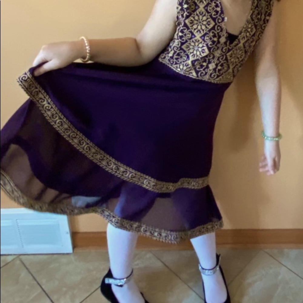 Girls dress / thobe